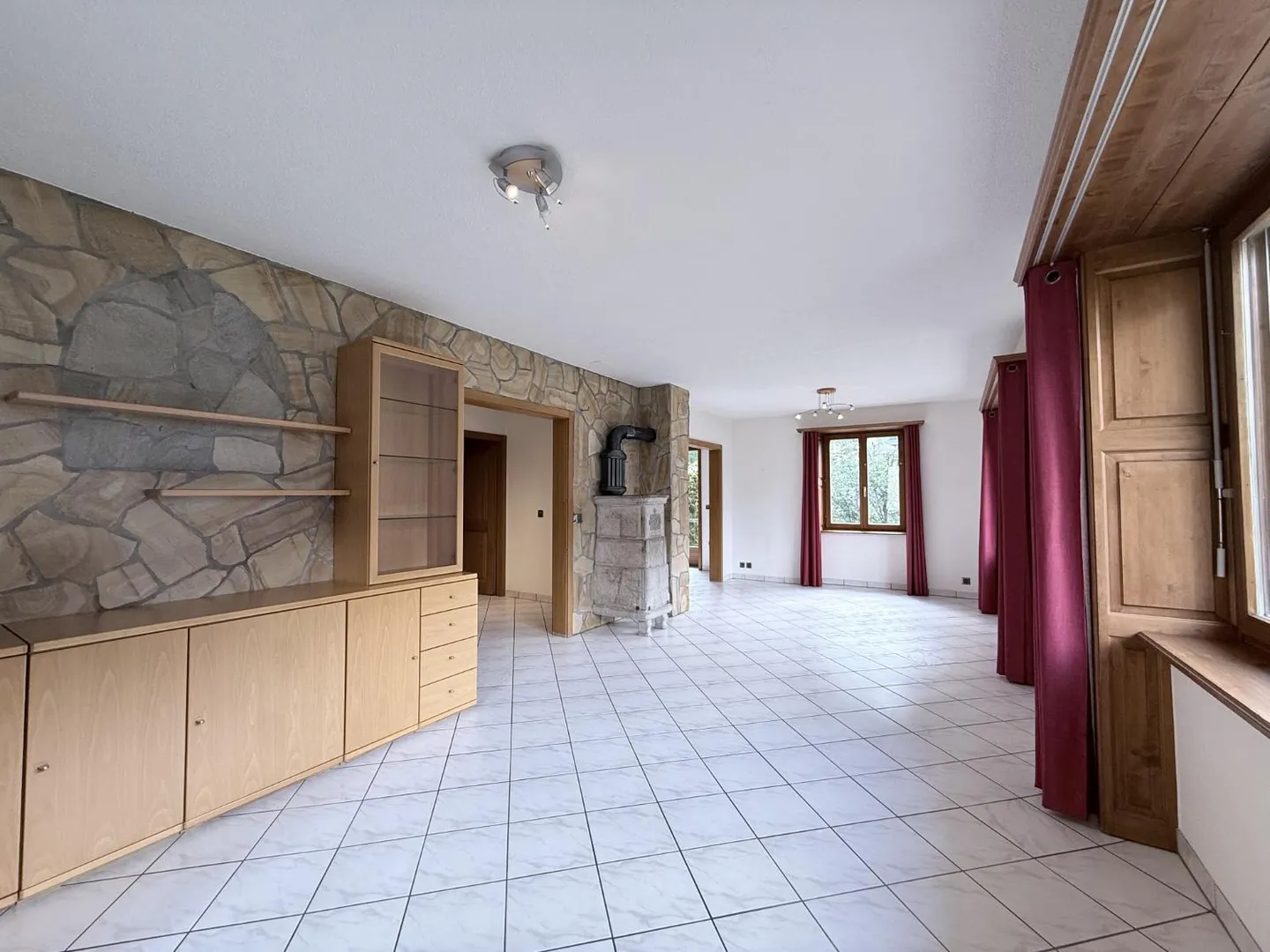 Belle maison de village avec grand jardin au cœur d'Orsières - Photo 5 sur 14