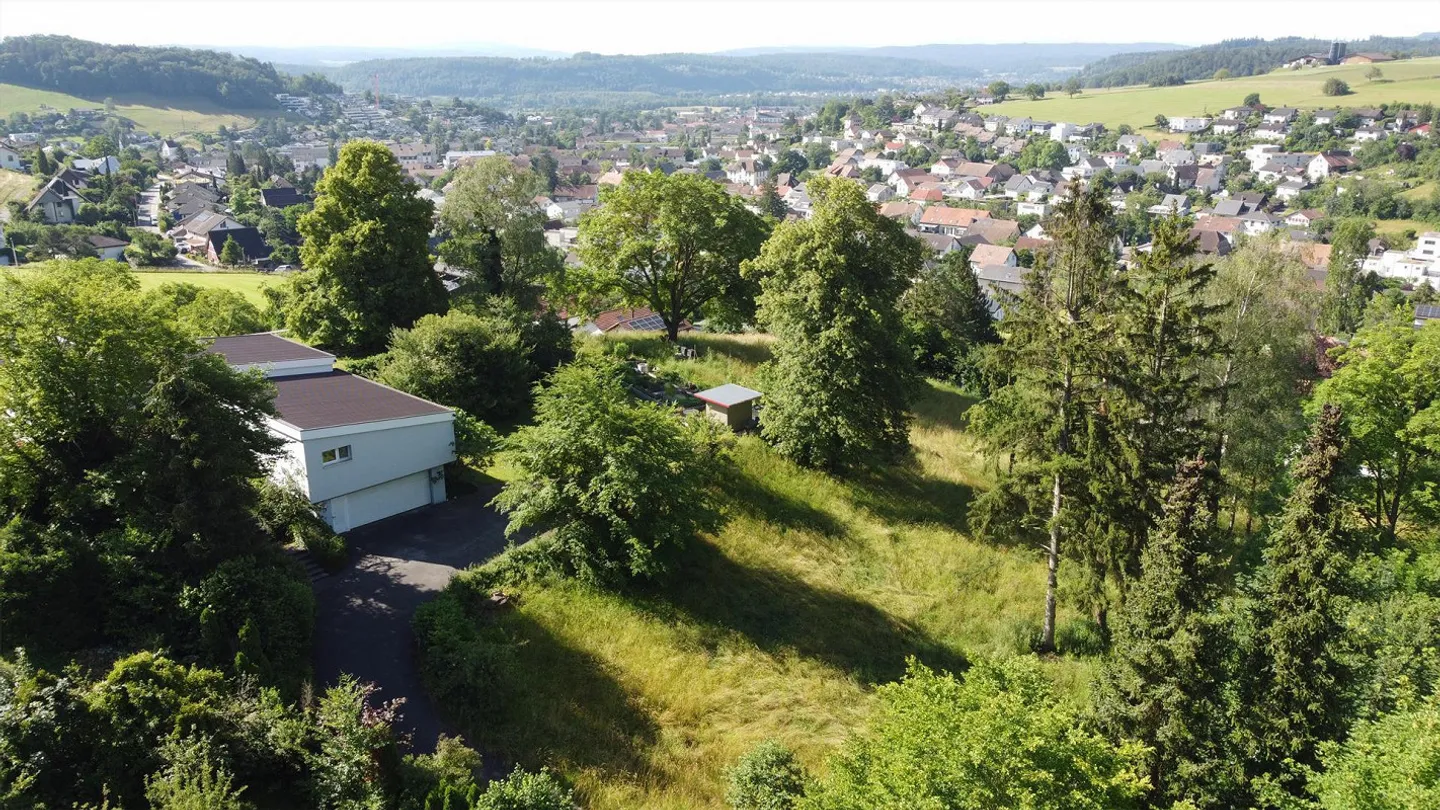 2.434 m2 Terreno edificabile Zona residenziale W2 in posizione elevata! - Foto 1 di 8