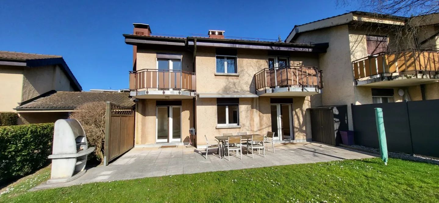 Villa 1 camera - Foto 1 di 12