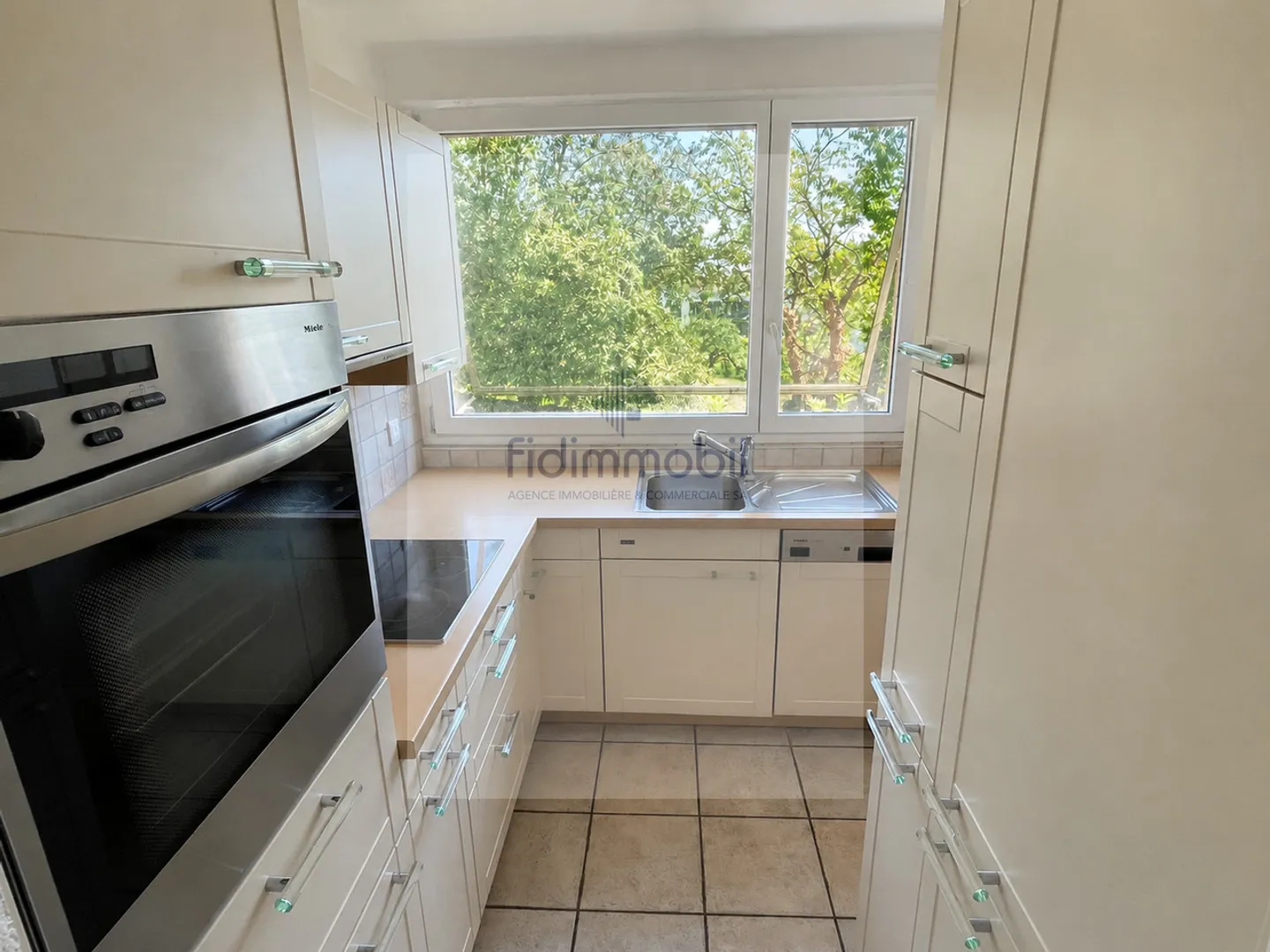 Charmante 3-Zimmer-Wohnung mit schöner offener Terrasse - Foto 1 von 9