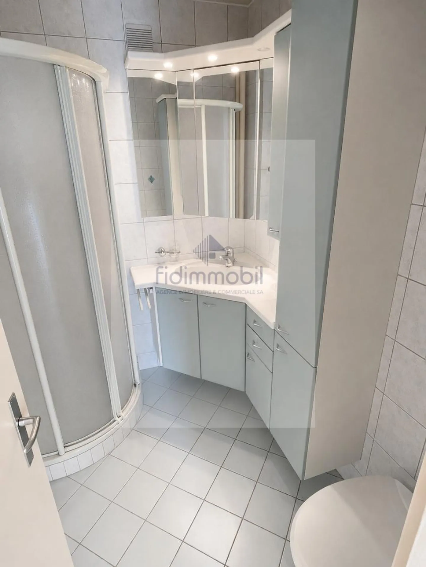Charmante 3-Zimmer-Wohnung mit schöner offener Terrasse - Foto 8 von 9