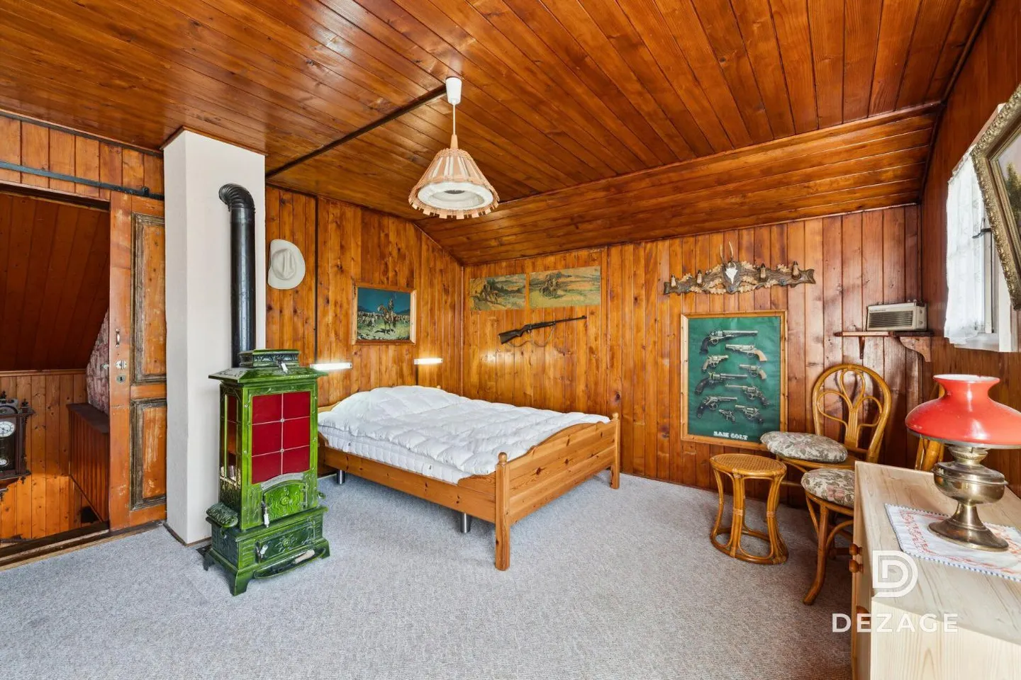 4.5 Room House - Photo 10 of 13
