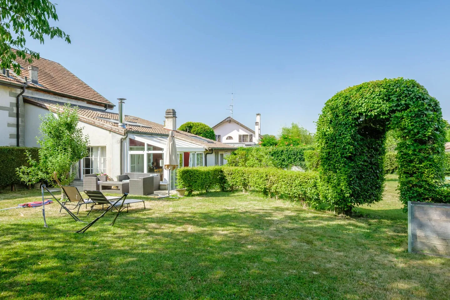 Charming House in the Heart of Laconnex - Photo 11 of 12