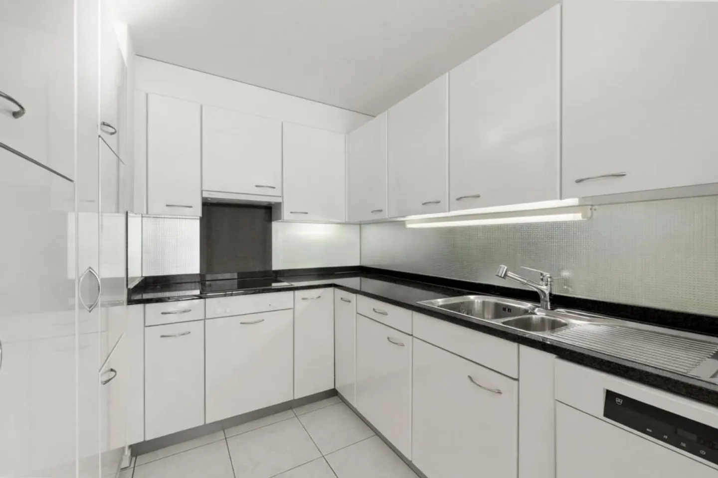 Space for Your Ideas - Photo 5 of 12