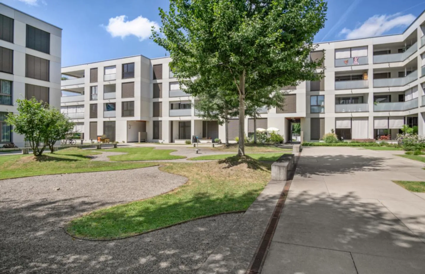 Charmante Wohnung in Emmen - Foto 1 von 8