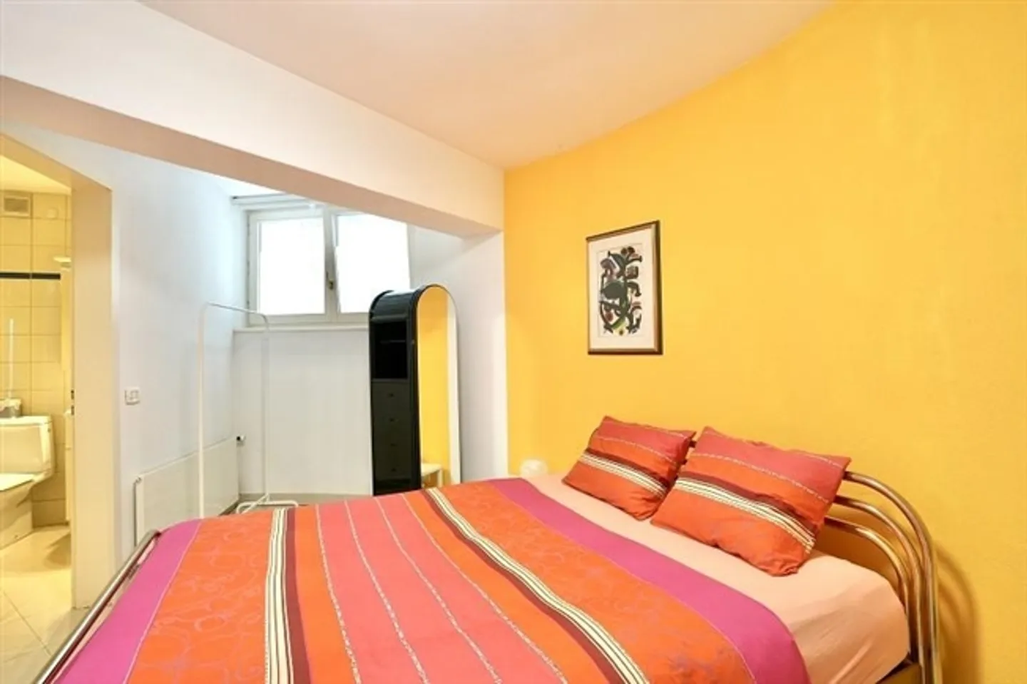 7 1/2-Room Villa in a Very Quiet, Sunny Location with Panoramic Lake View - Photo 15 of 20