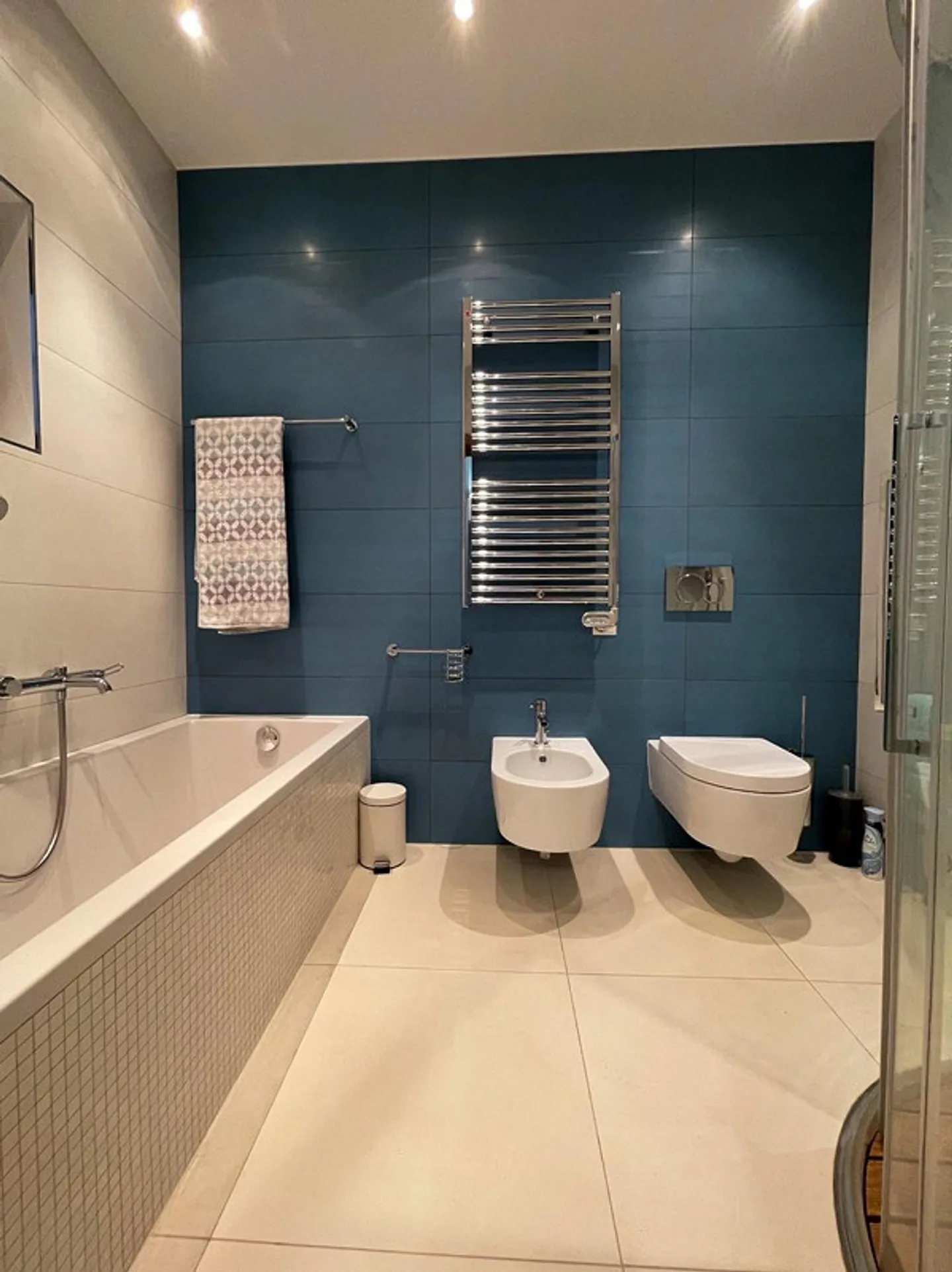 3.5 pièces dans un bâtiment prestigieux - Albonago - Photo 7 sur 15