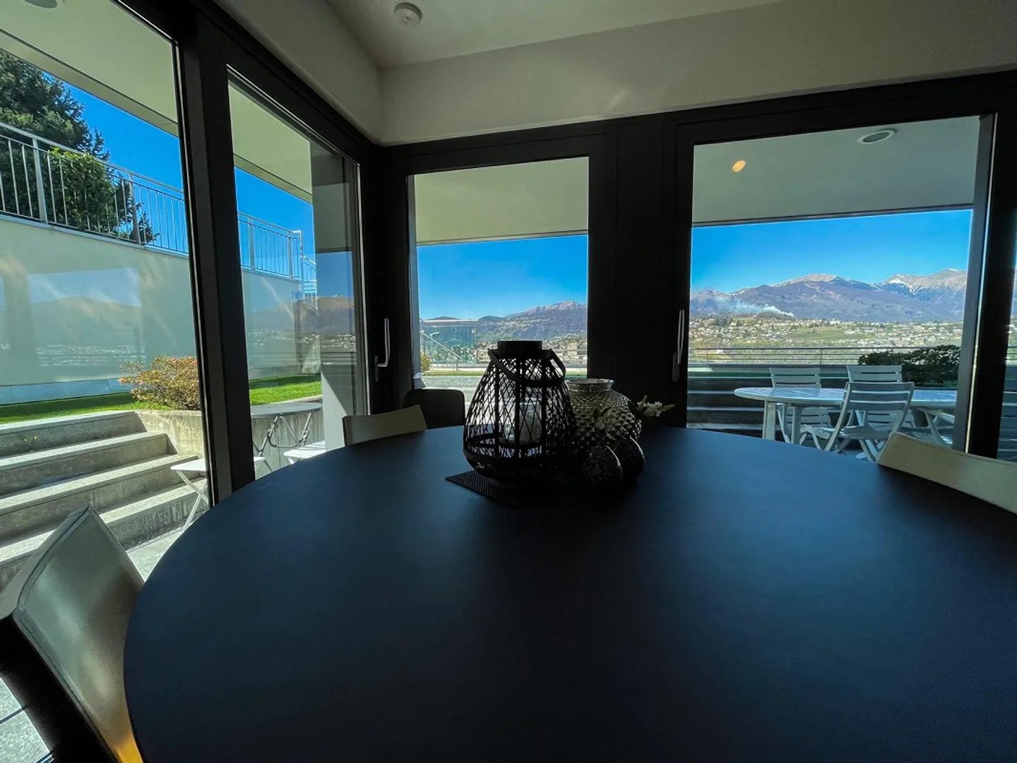 3.5 pièces dans un bâtiment prestigieux - Albonago - Photo 11 sur 15