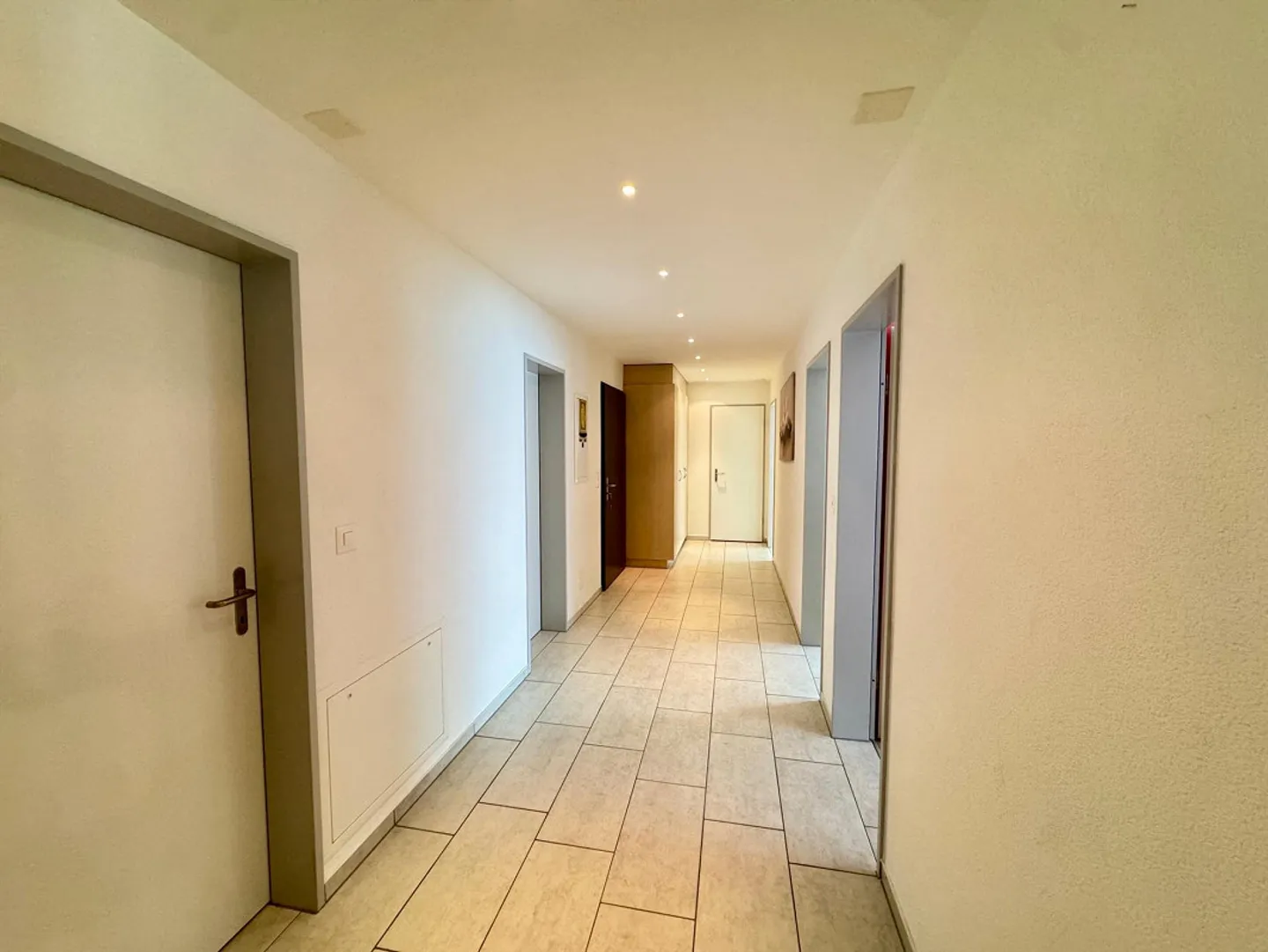 Appartement moderne de 4,5 pièces près du lac à Lachen - incl. 2 places de parking souterrain - Photo 6 sur 14