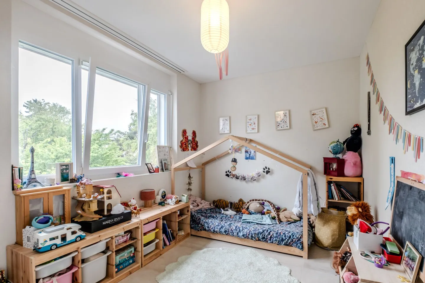 Spacious Apartment in Quiet Area - Photo 6 of 10