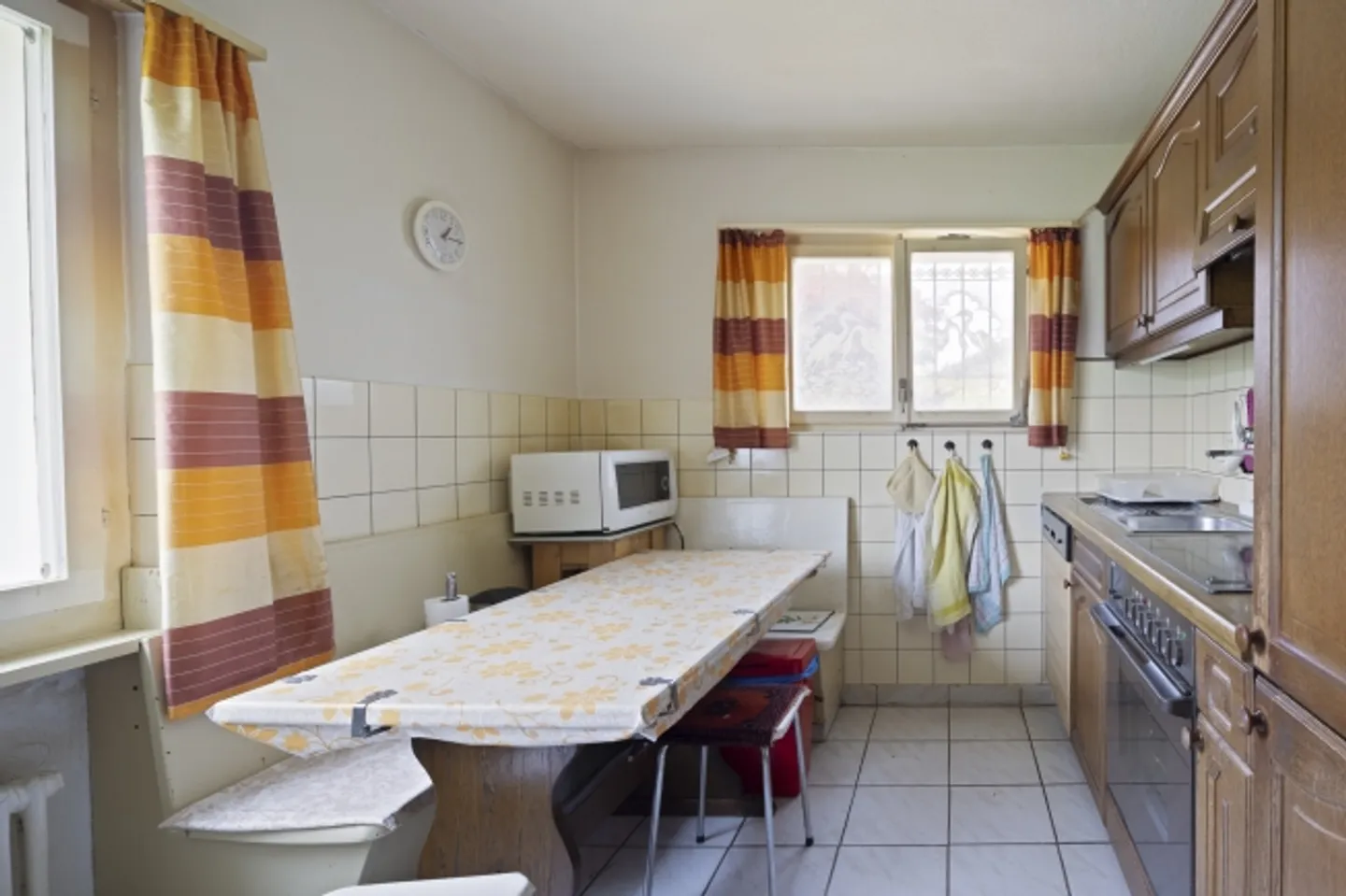 Gioiello segreto con grande giardino in posizione adatta alle famiglie - Foto 5 di 13