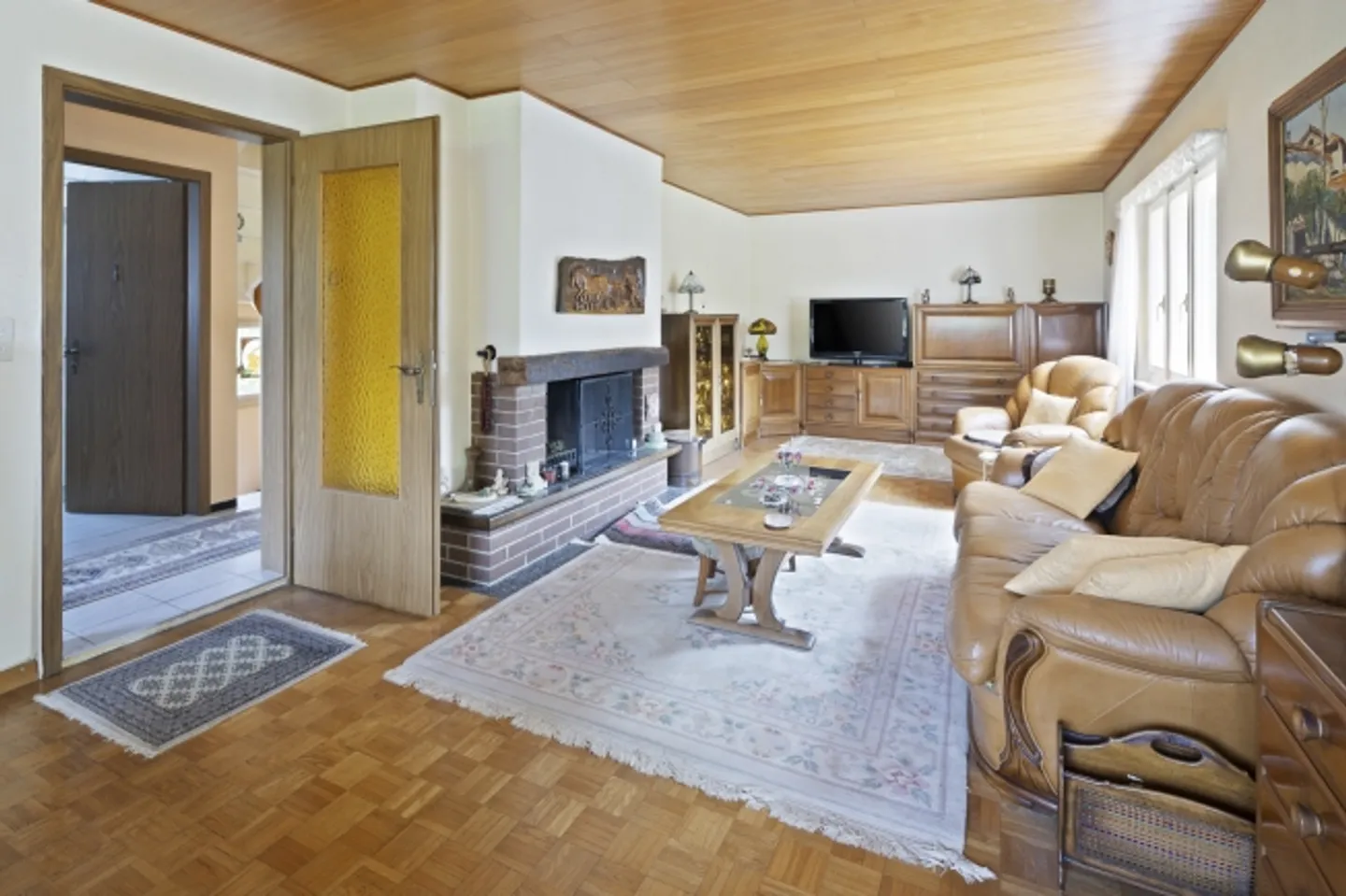 Gioiello segreto con grande giardino in posizione adatta alle famiglie - Foto 4 di 13