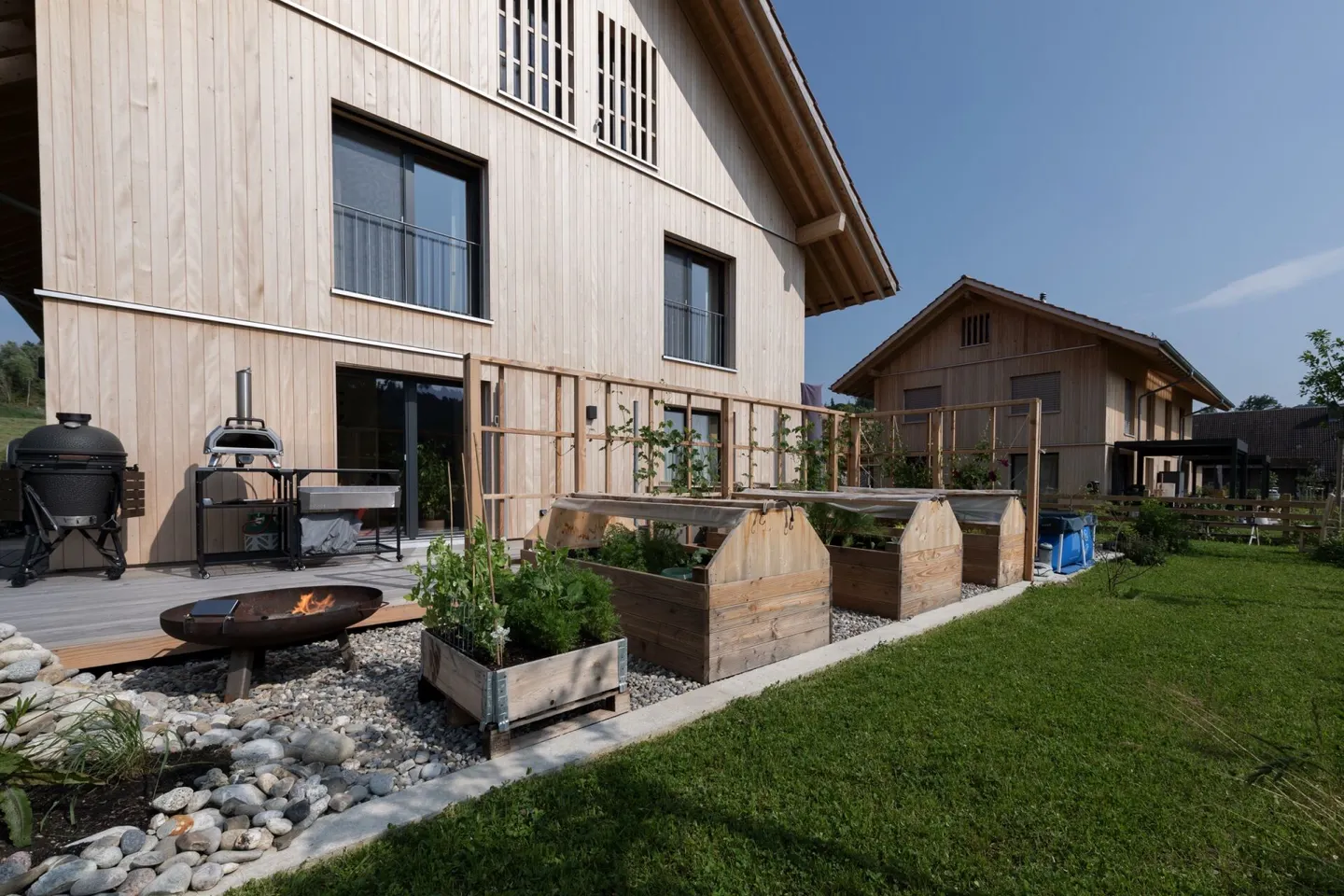 Modern Detached House with Versatile Space Offer - Photo 13 of 13