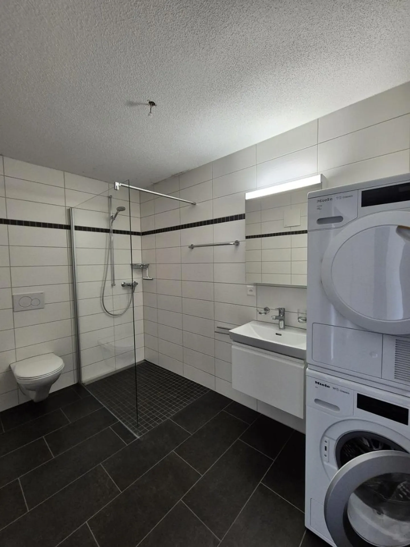 Appartement spacieux 4,5 pièces - Photo 9 sur 11