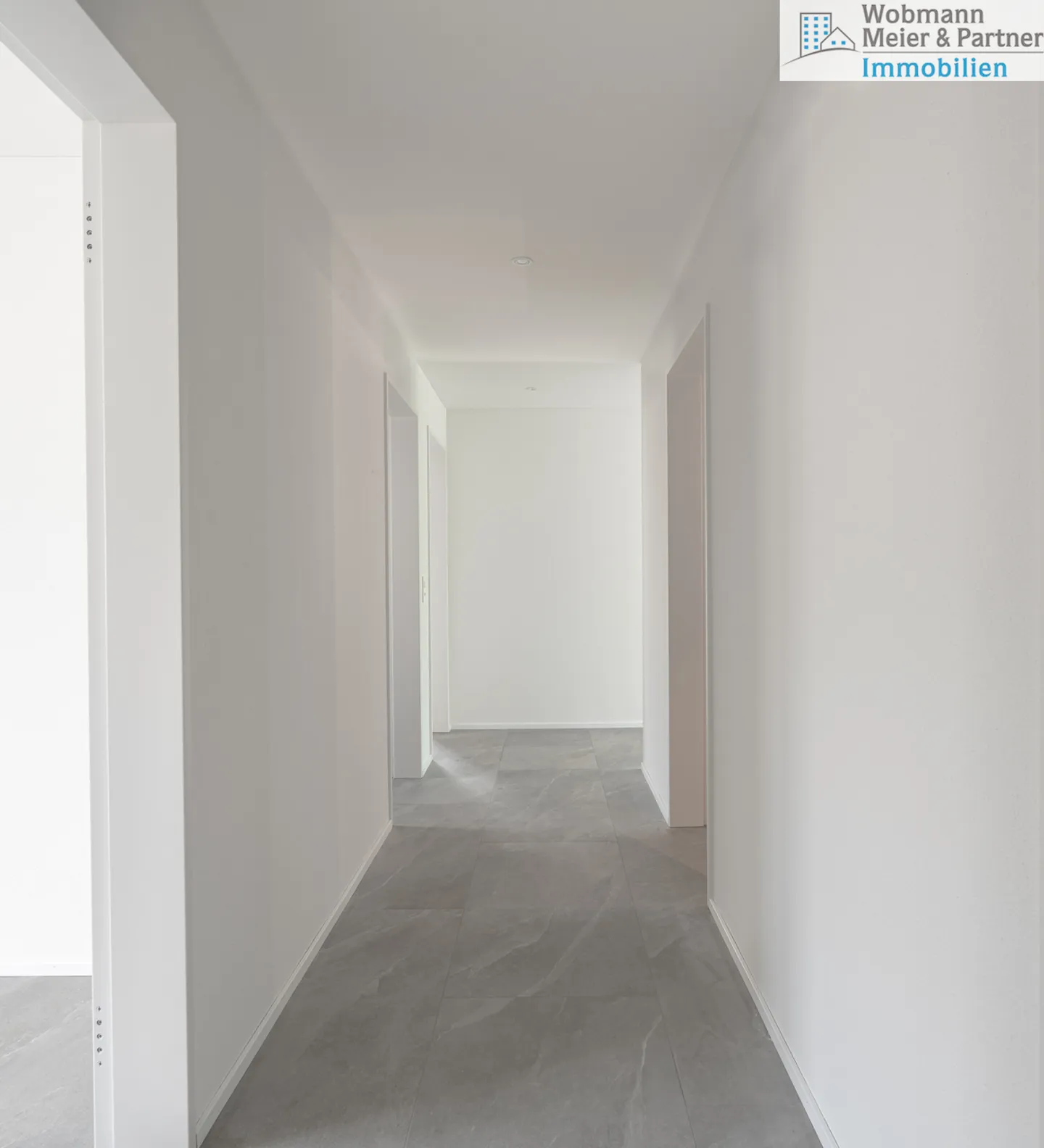 Appartement neuf de 4,5 pièces de haute qualité avec jardin d'hiver au rez-de-chaussée - Photo 5 sur 9