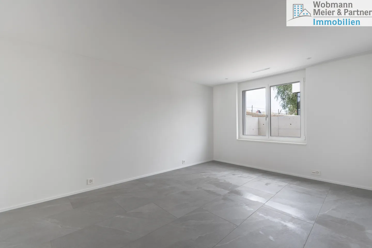 Appartement neuf de 4,5 pièces de haute qualité avec jardin d'hiver au rez-de-chaussée - Photo 6 sur 9