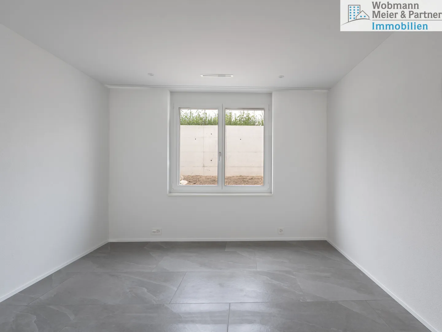 Appartement neuf de 4,5 pièces de haute qualité avec jardin d'hiver au rez-de-chaussée - Photo 4 sur 9