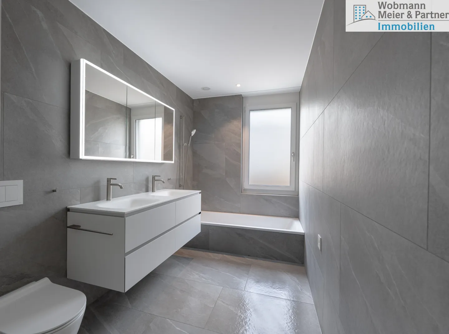Appartement neuf de 4,5 pièces de haute qualité avec jardin d'hiver au rez-de-chaussée - Photo 7 sur 9