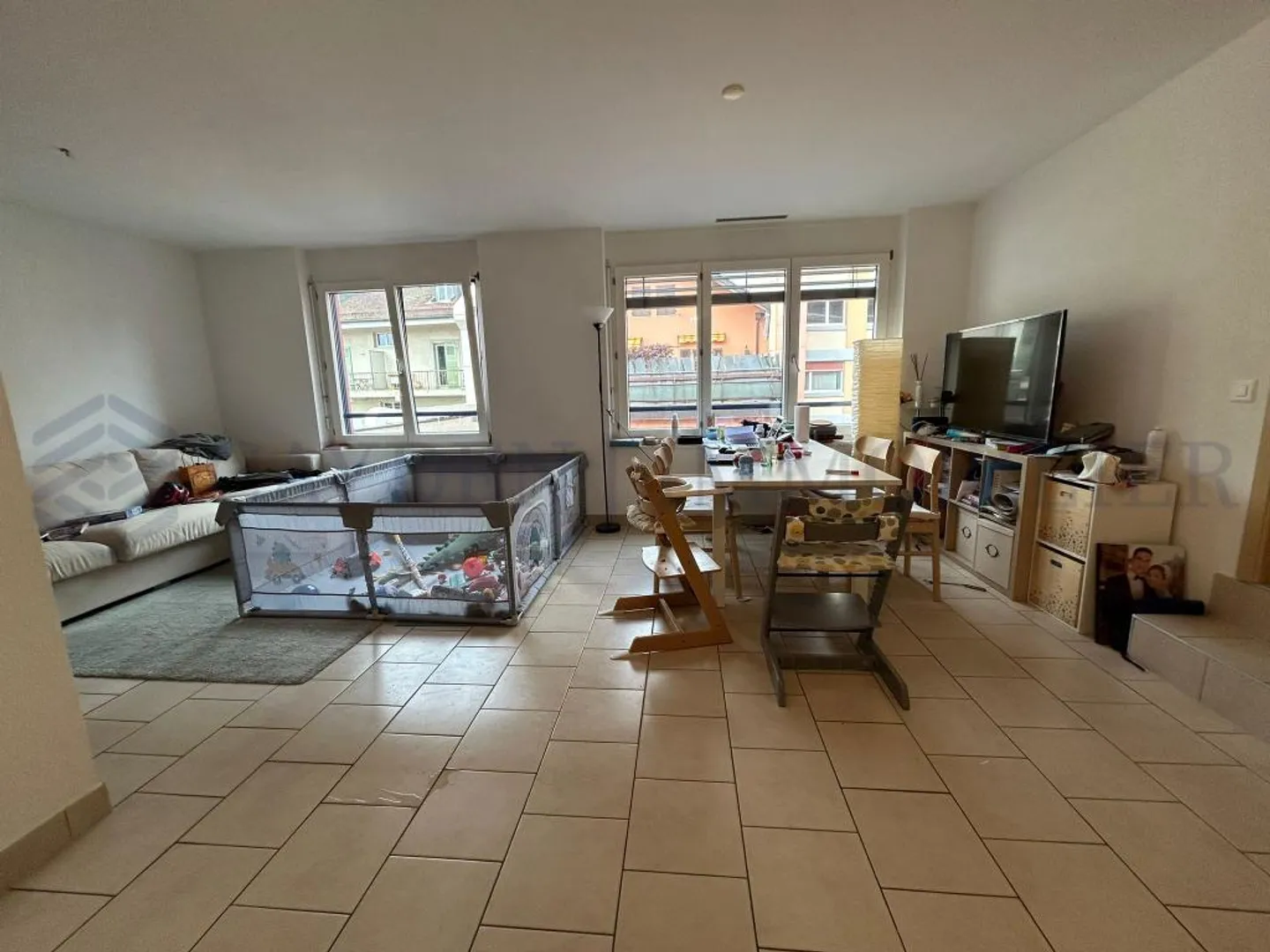 4.5 stanze a Nyon, subentro di affitto 1 febbraio 2026 - Foto 2 di 5