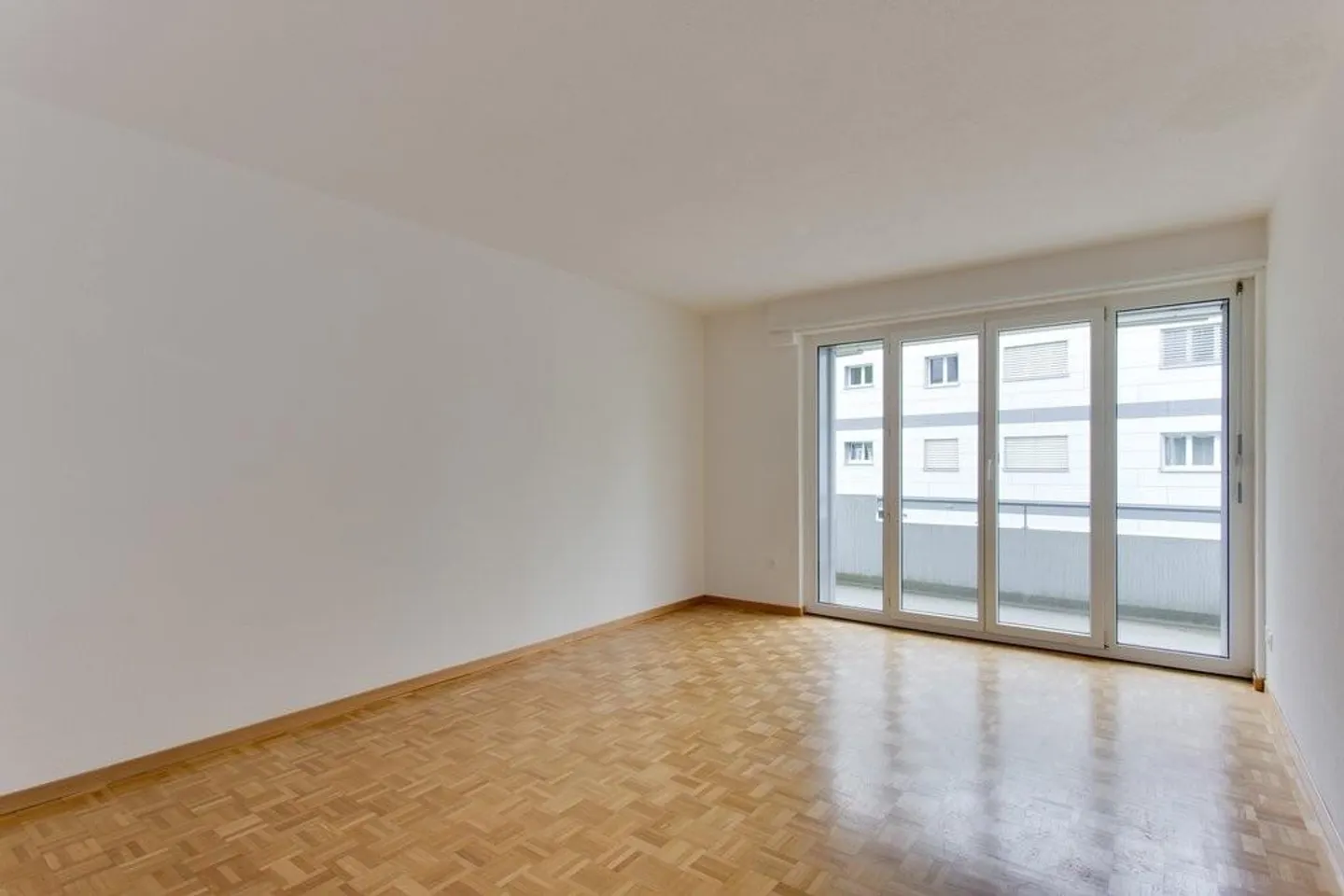 Living with a view over the city of St. Gallen - Photo 3 of 7