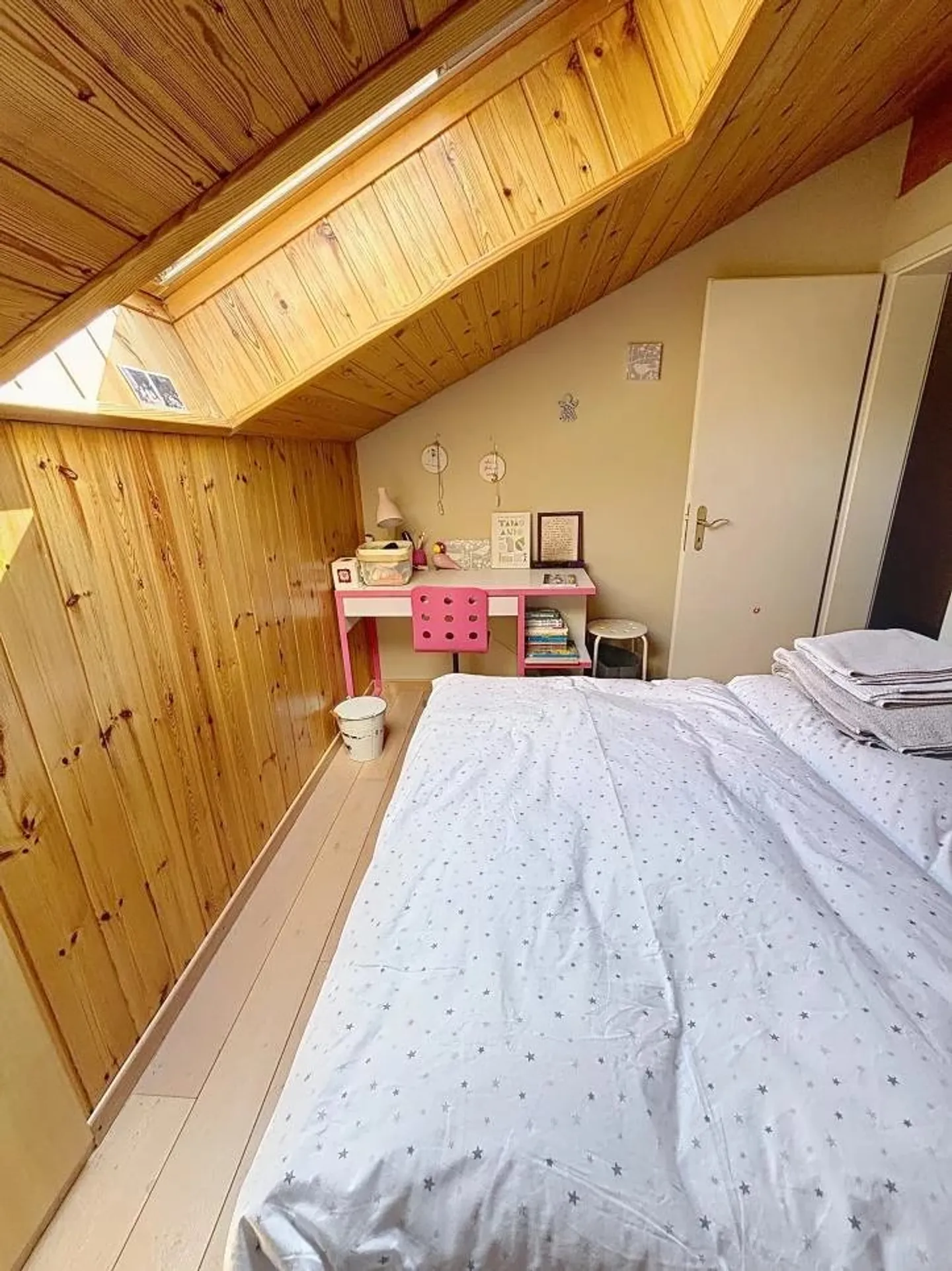 Exclusivité - Superbe attique de 5.5 pièces avec vue imprenable sur les montagne - Foto 13 di 15