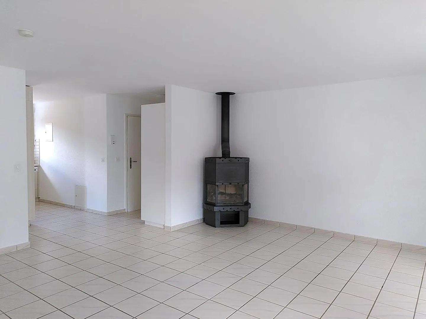 Charmante Wohnung mit Balkon - Foto 3 von 7