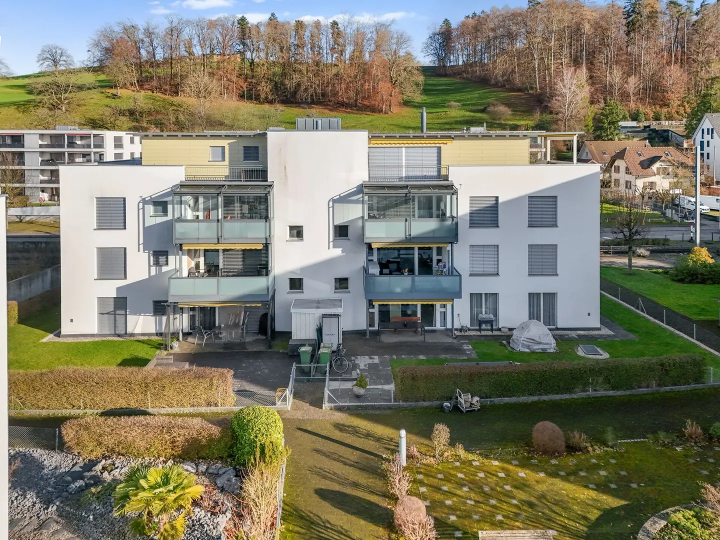 PARADIS DU JARDIN DANS UN EMPLACEMENT CENTRAL ET ENSOLEILLÉ - Photo 1 sur 10