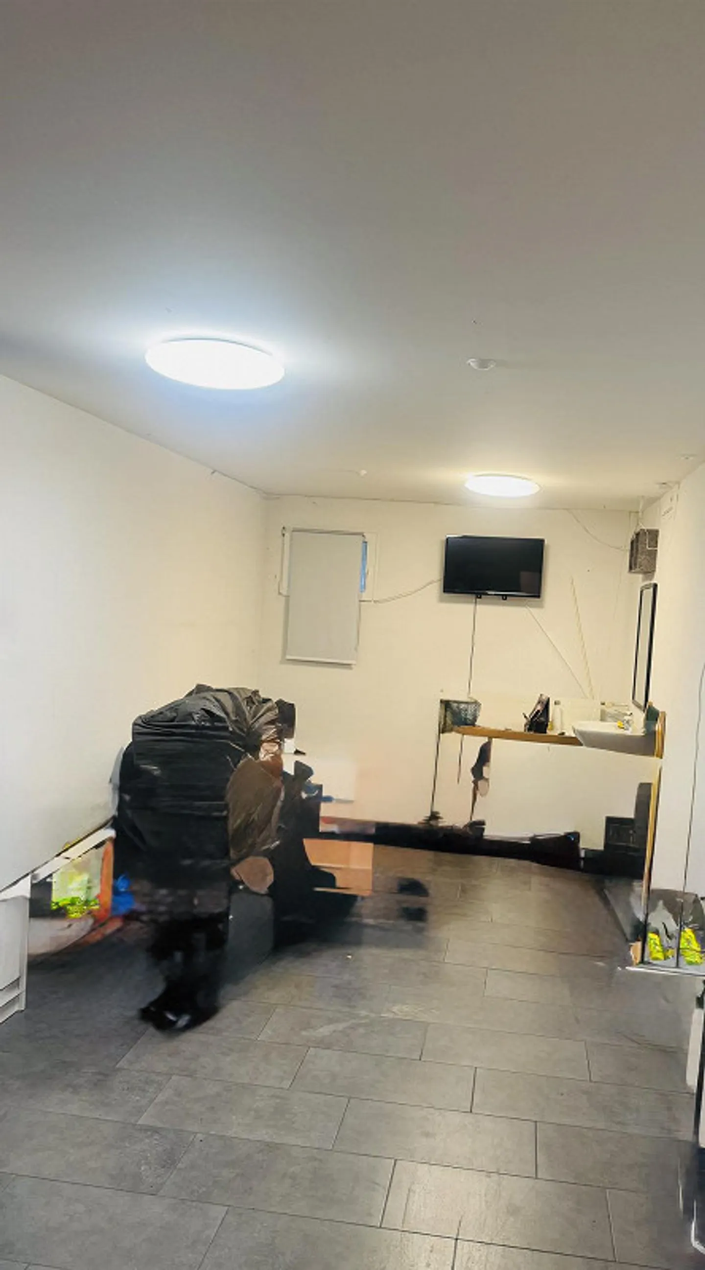 3.5 Room Apartment + Hobby Room for Rent - Photo 6 of 10