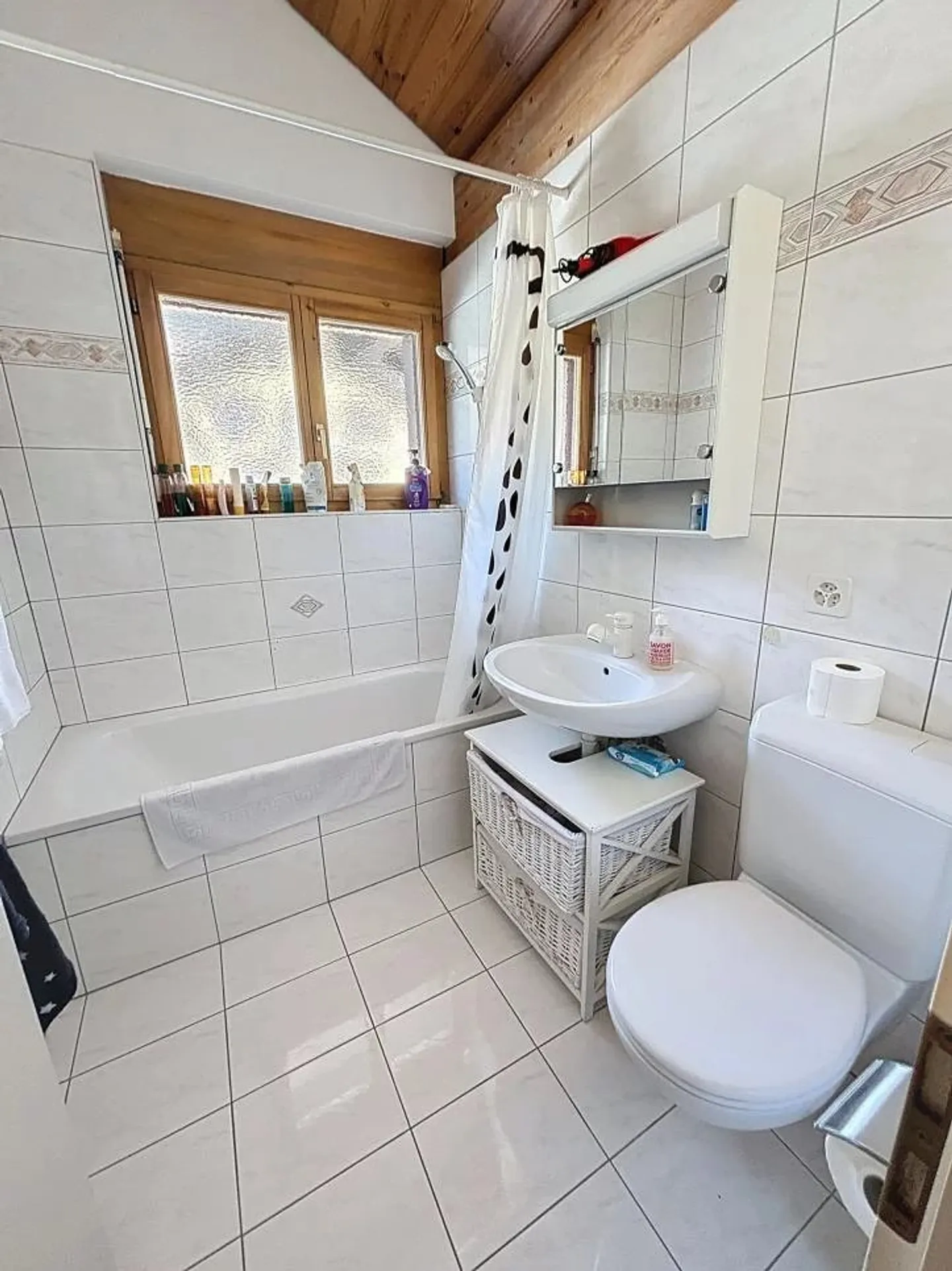 Exclusivité - Superbe attique de 5.5 pièces avec vue imprenable sur les montagne - Foto 15 di 15