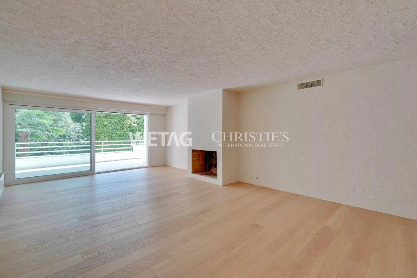 Ascona: Modern, fully renovated apartment for sale near the Golf Club Patriziale - Photo 2 of 13