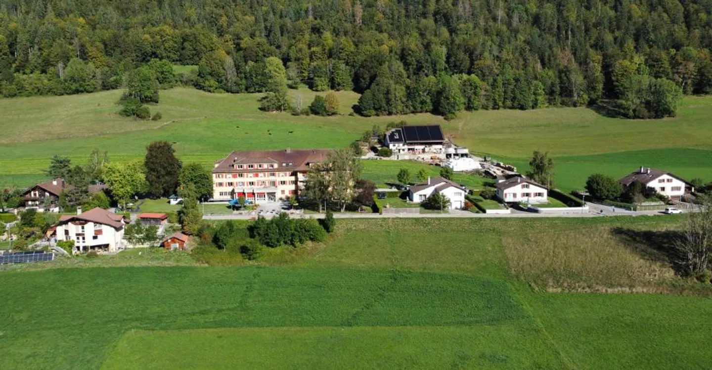Terreno edificabile di 3'965 m2 Permesso di costruire rilasciato - Foto 6 di 10