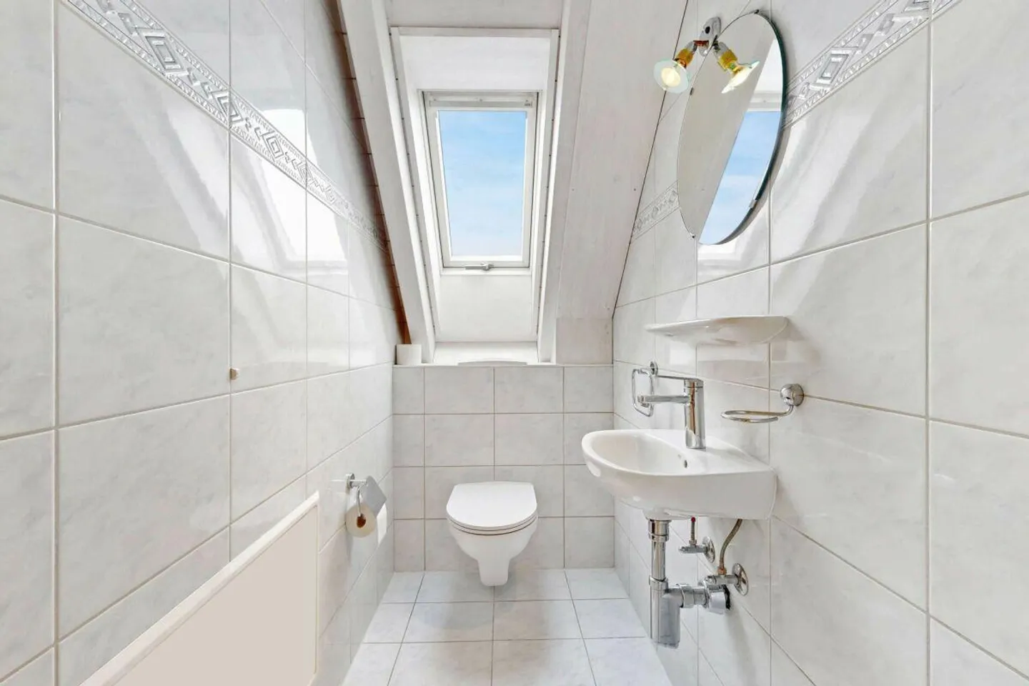 Luminoso appartamento duplex di 3,5 locali in una posizione tranquilla ma centrale - Foto 10 di 19