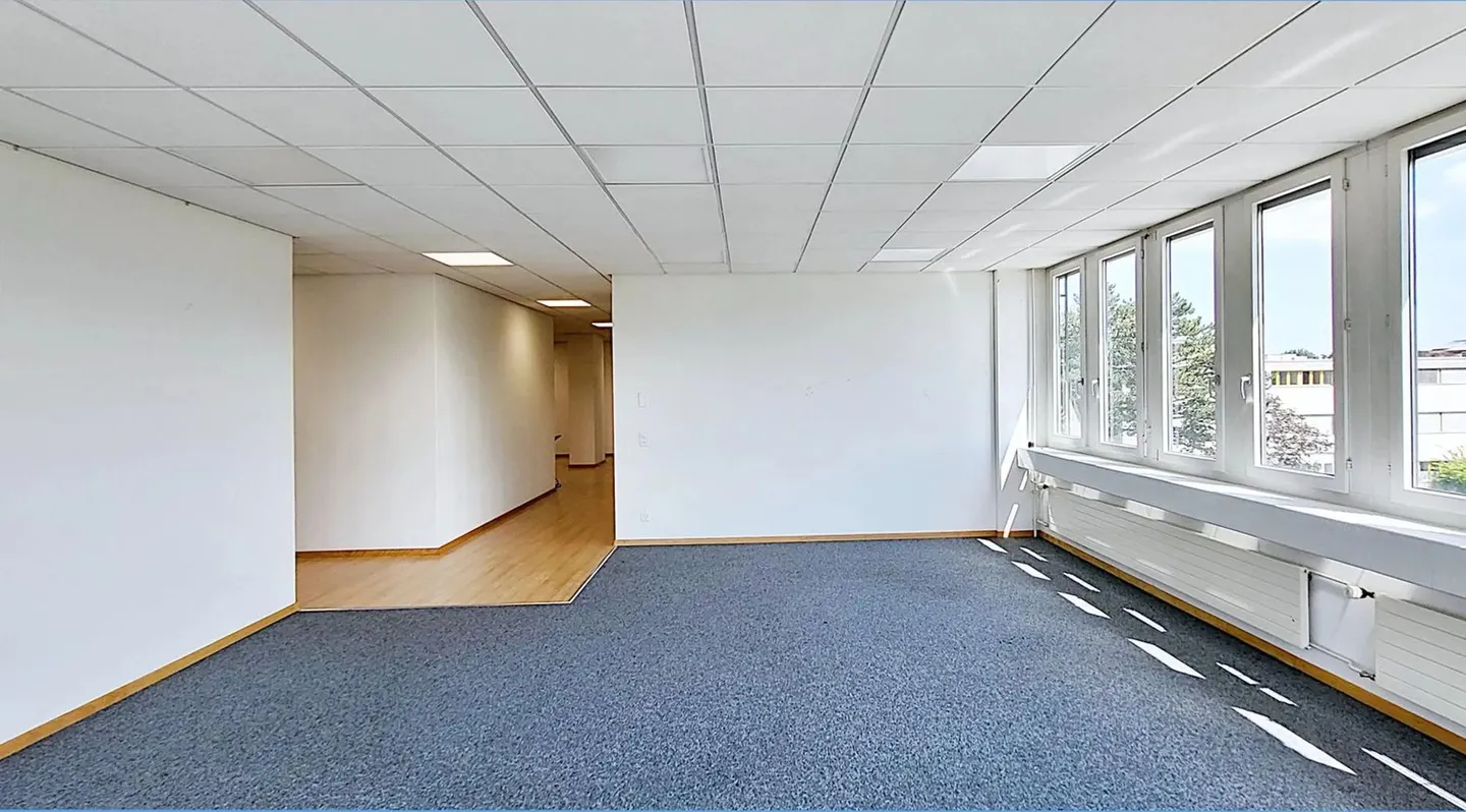 Commercial for rent, Bösch 80, in Hünenberg, Switzerland - Photo 3 of 11