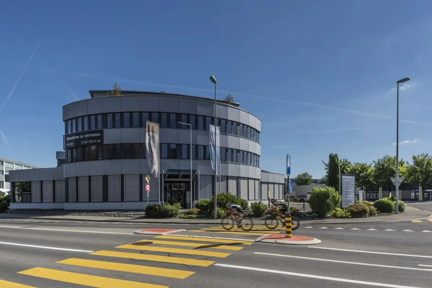 Commercial for rent, Bösch 80, in Hünenberg, Switzerland - Photo 9 of 11