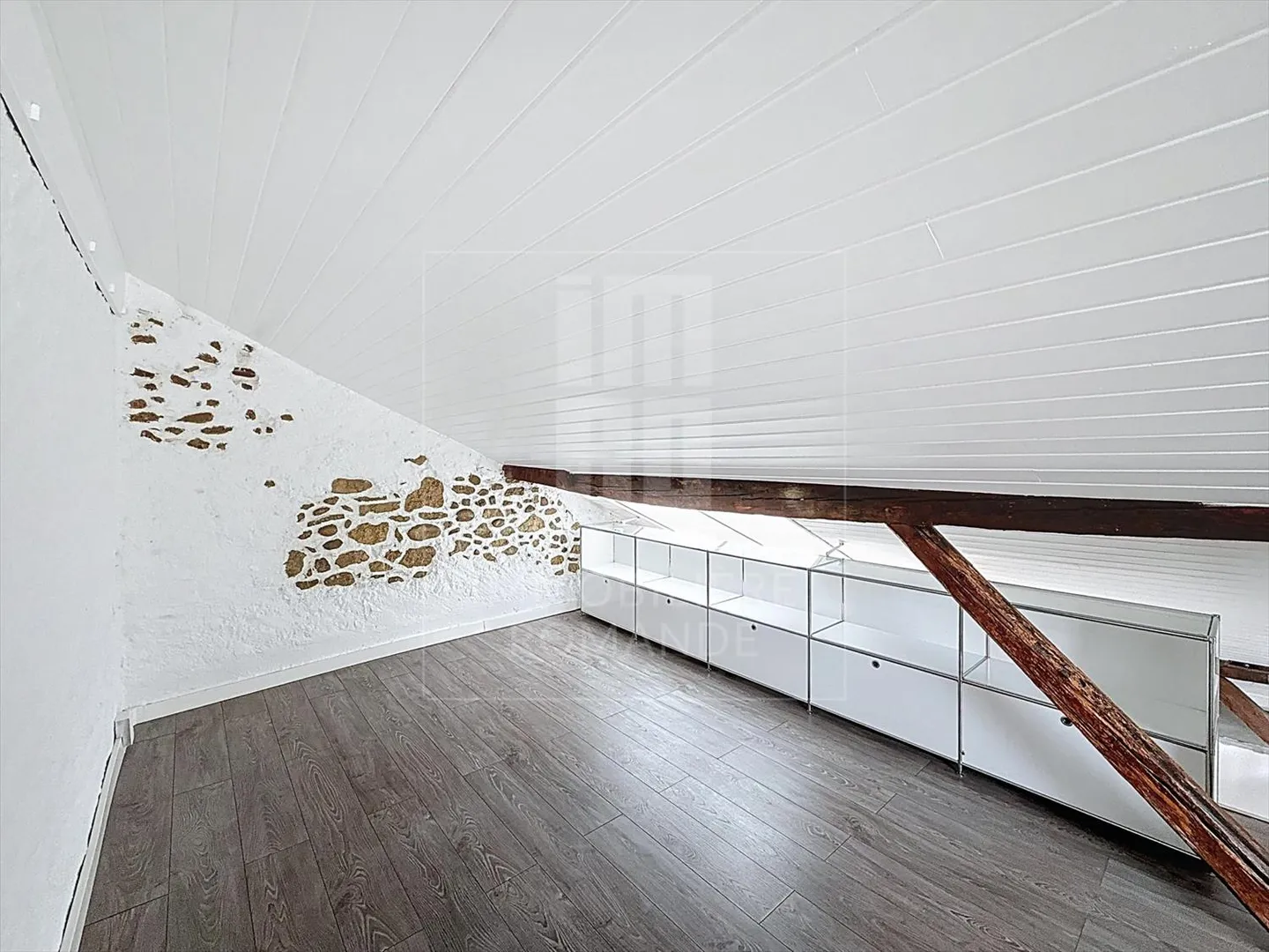 Charmante 6-Zimmer-Wohnung auf dem Land - Foto 4 von 12