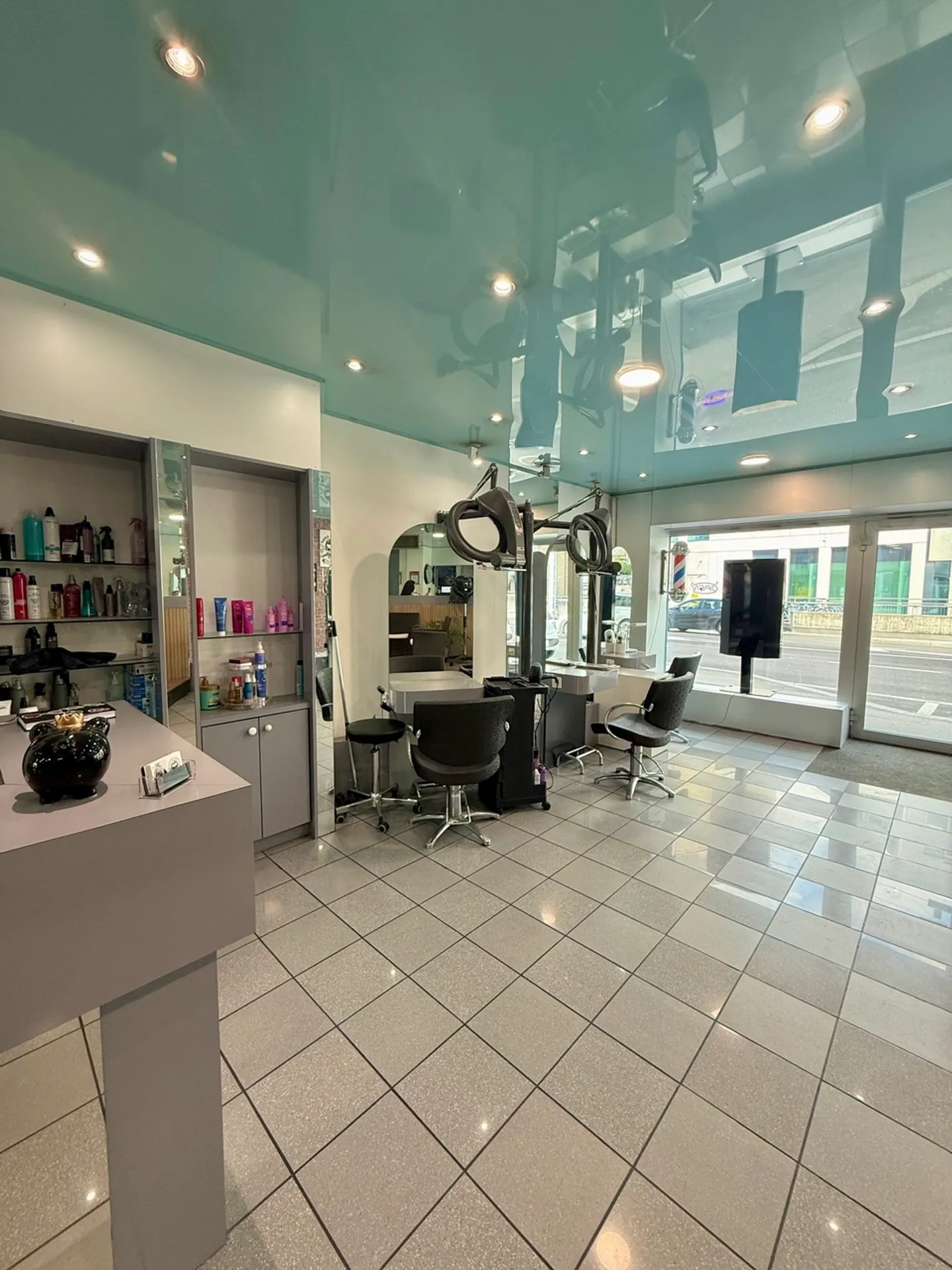 Hair Salon with Great Potential - Photo 1 of 1