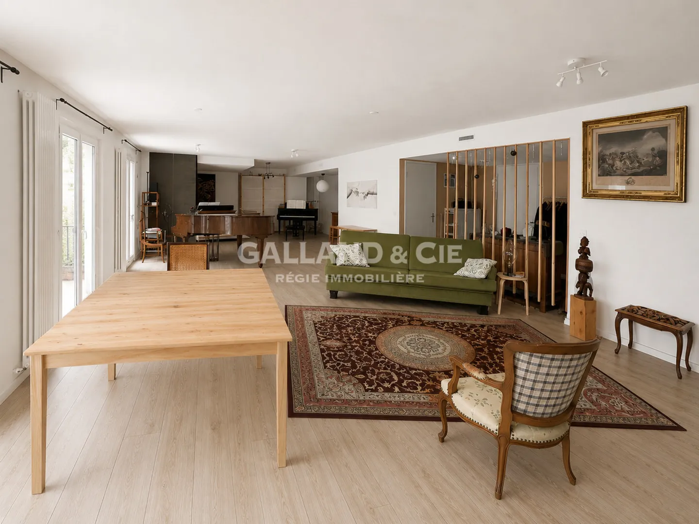 Généreuse surface pour activité professionnelle   ~164 m²   - Foto 1 di 10