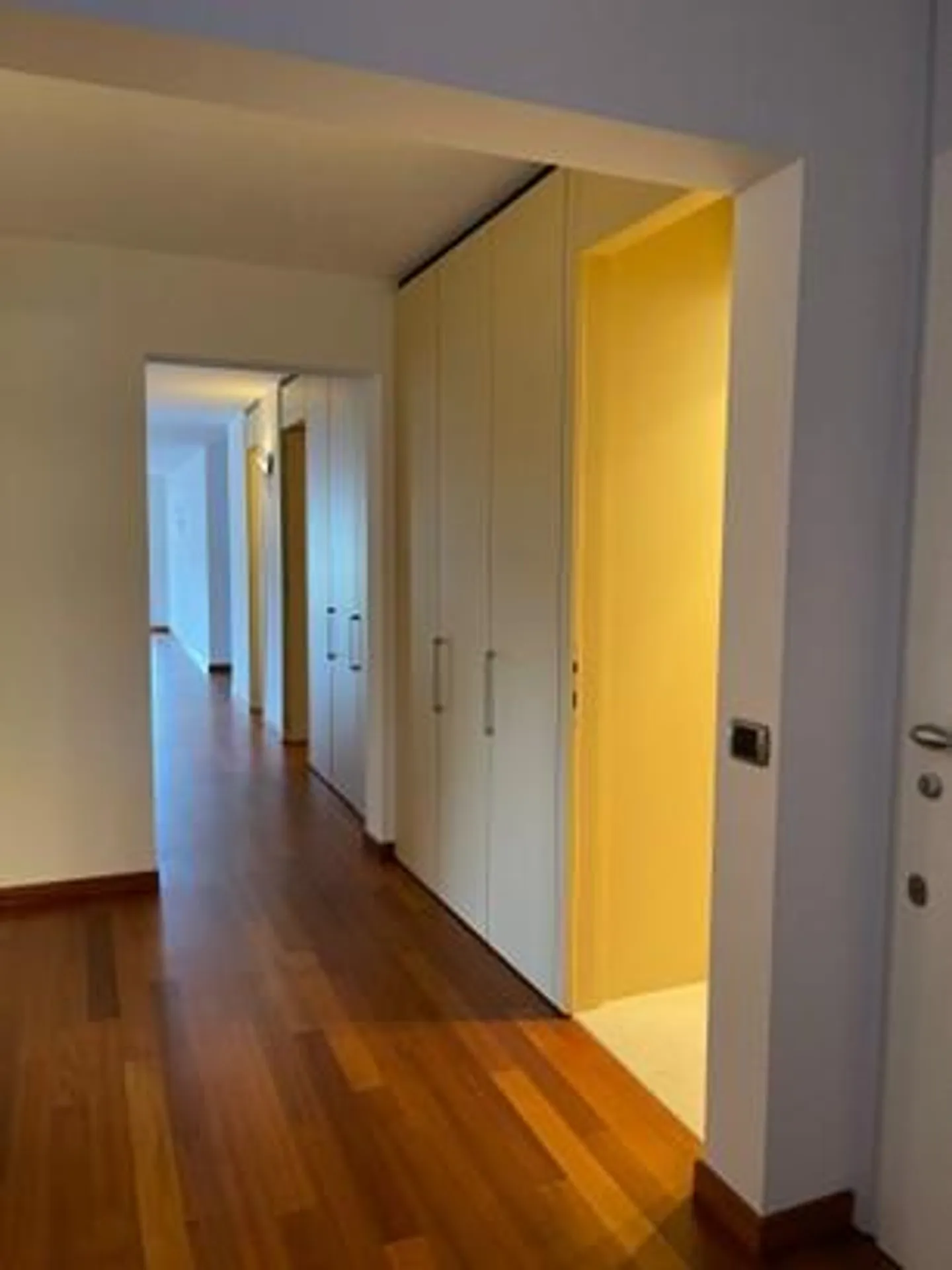 Appartement spectaculaire avec vue sur le lac - Porza - Photo 8 sur 16
