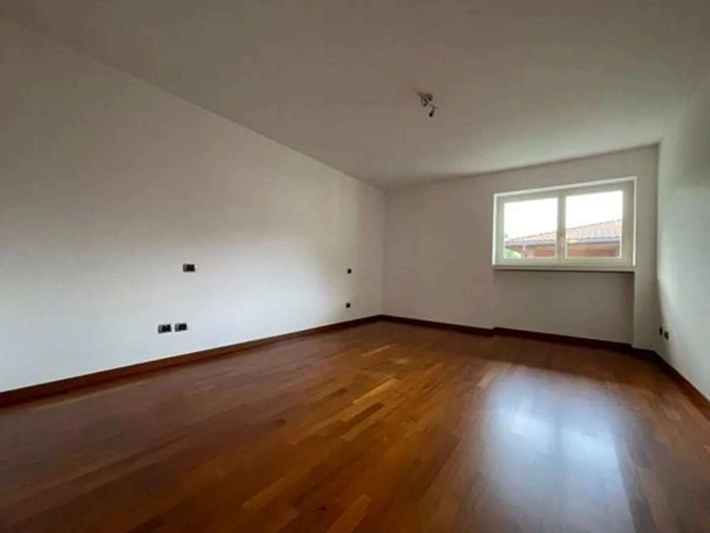 Appartement spectaculaire avec vue sur le lac - Porza - Photo 12 sur 16