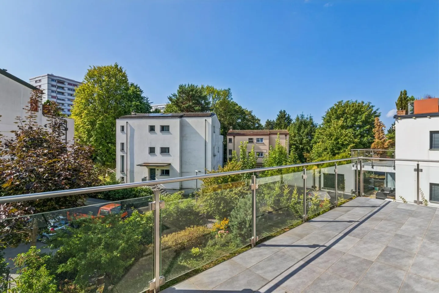 Modern apartment in a Minergie building in Chailly - Photo 9 of 9