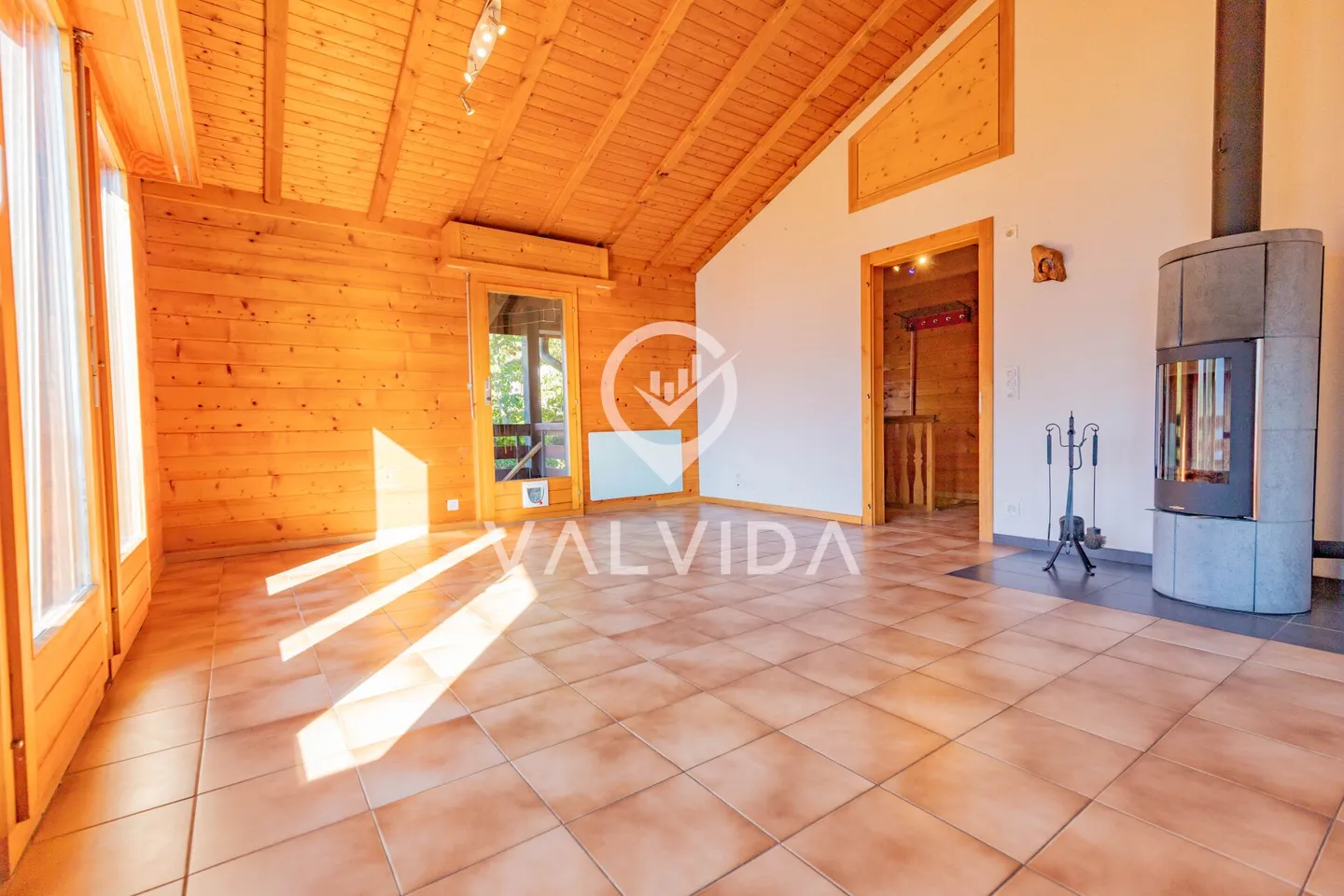 Chalet affascinante con vista spettacolare sopra Varen - Pace, Comfort - Foto 3 di 13