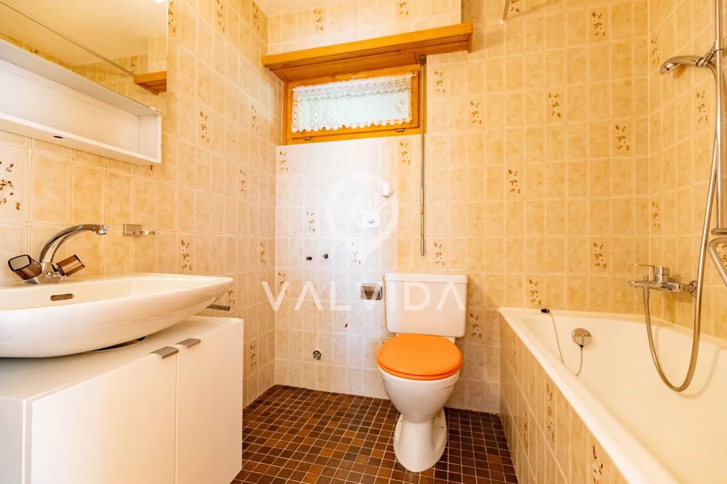 Chalet affascinante con vista spettacolare sopra Varen - Pace, Comfort - Foto 8 di 13