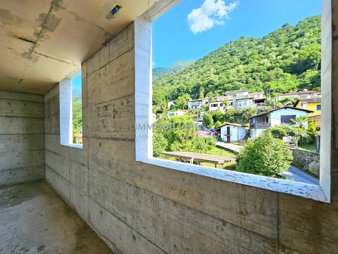 Villa con piscina in costruzione grezza, vista lago – Prezzo incluso completamento individuale - Foto 8 di 13