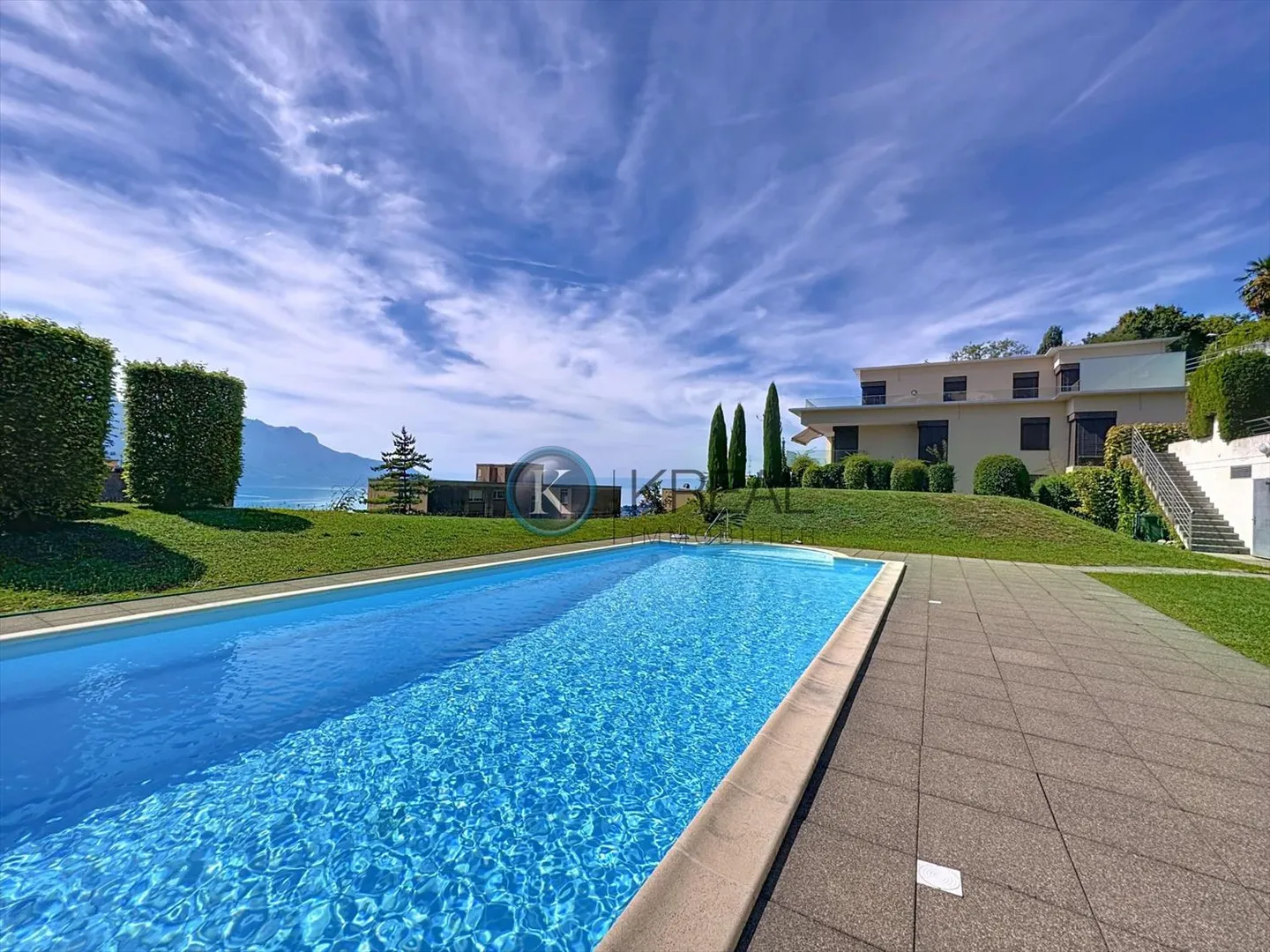 Appartamento straordinario di 5,5 stanze con vista panoramica - Foto 2 di 7