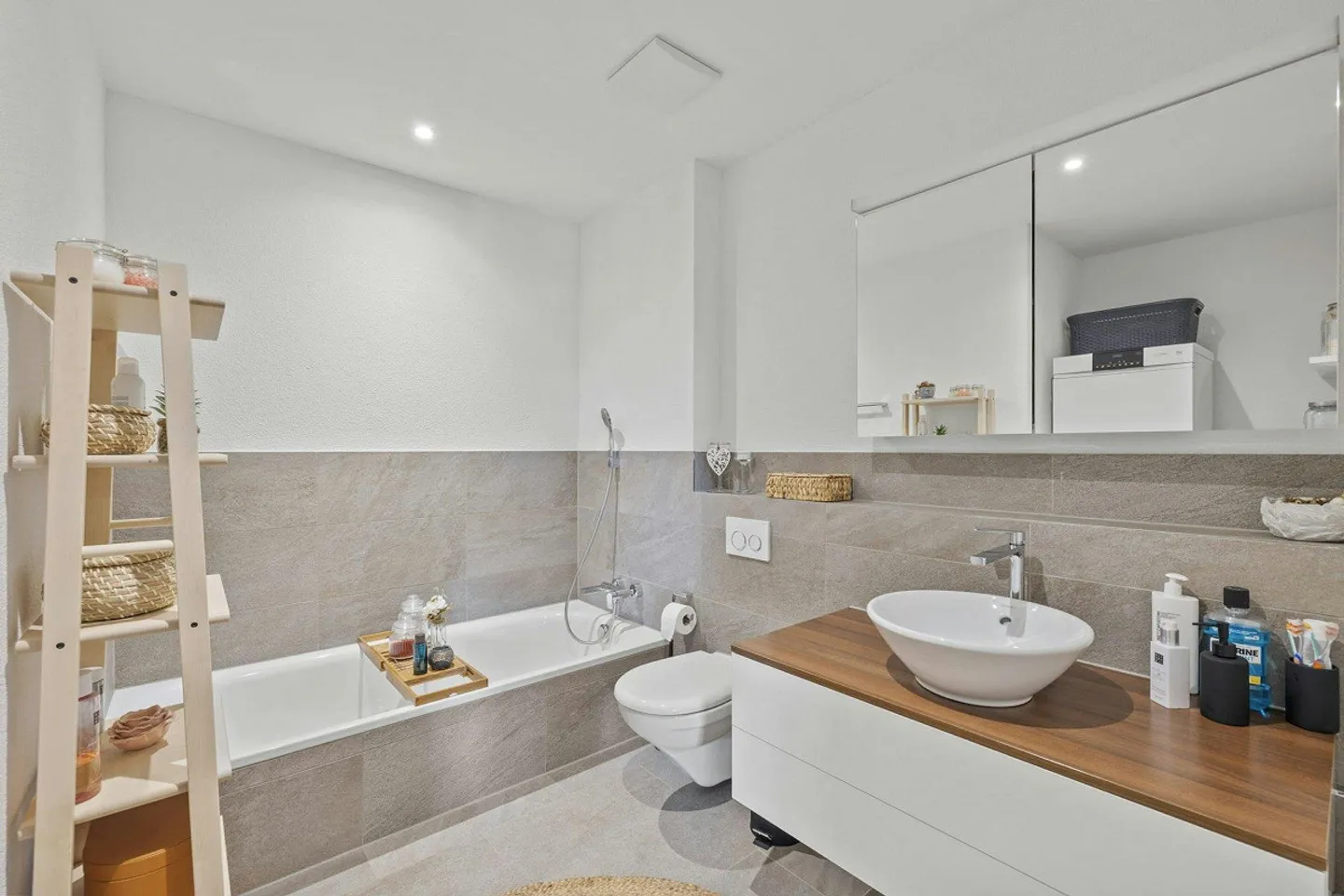 Appartement de jardin 3,5 pièces avec vue sur la verdure - Photo 4 sur 13