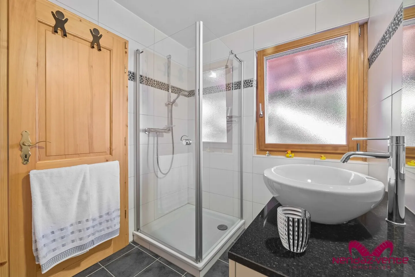 Magnifique chalet 5,5 pièces vue imprenable vente aux étrangers  - Foto 14 di 23