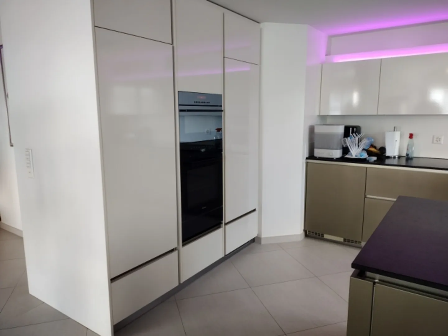 «Vielseitiges 7-Zimmer-Einfamilienhaus in Widen (ideal für Wohnen und Büro)» - Foto 6 von 13