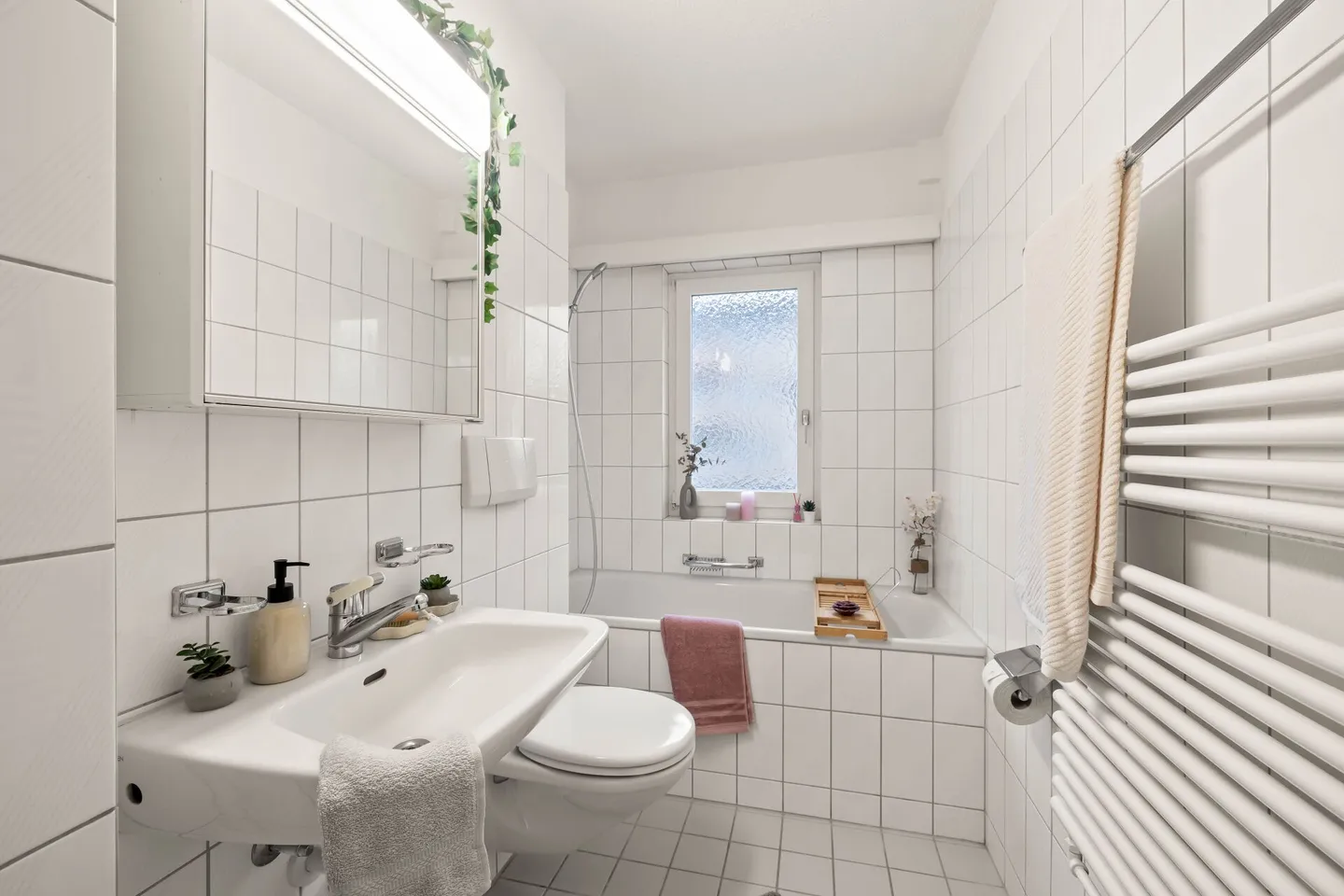 Renovated 3.5-room garden apartment - Photo 3 of 18