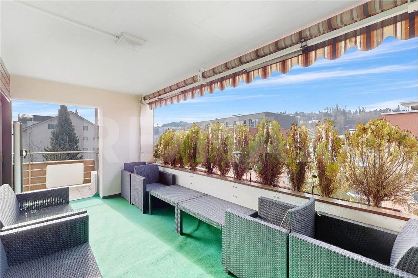 Penthouse Attique au Centre - Cheminée, 2 Places de Parking Incluses, Neuf... - Photo 4 sur 13