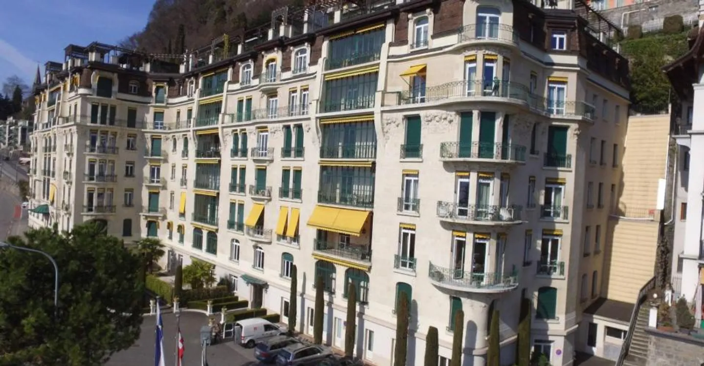 Raro in vendita, appartamento nell'edificio Riant-Château Montreux Te - Foto 1 di 13